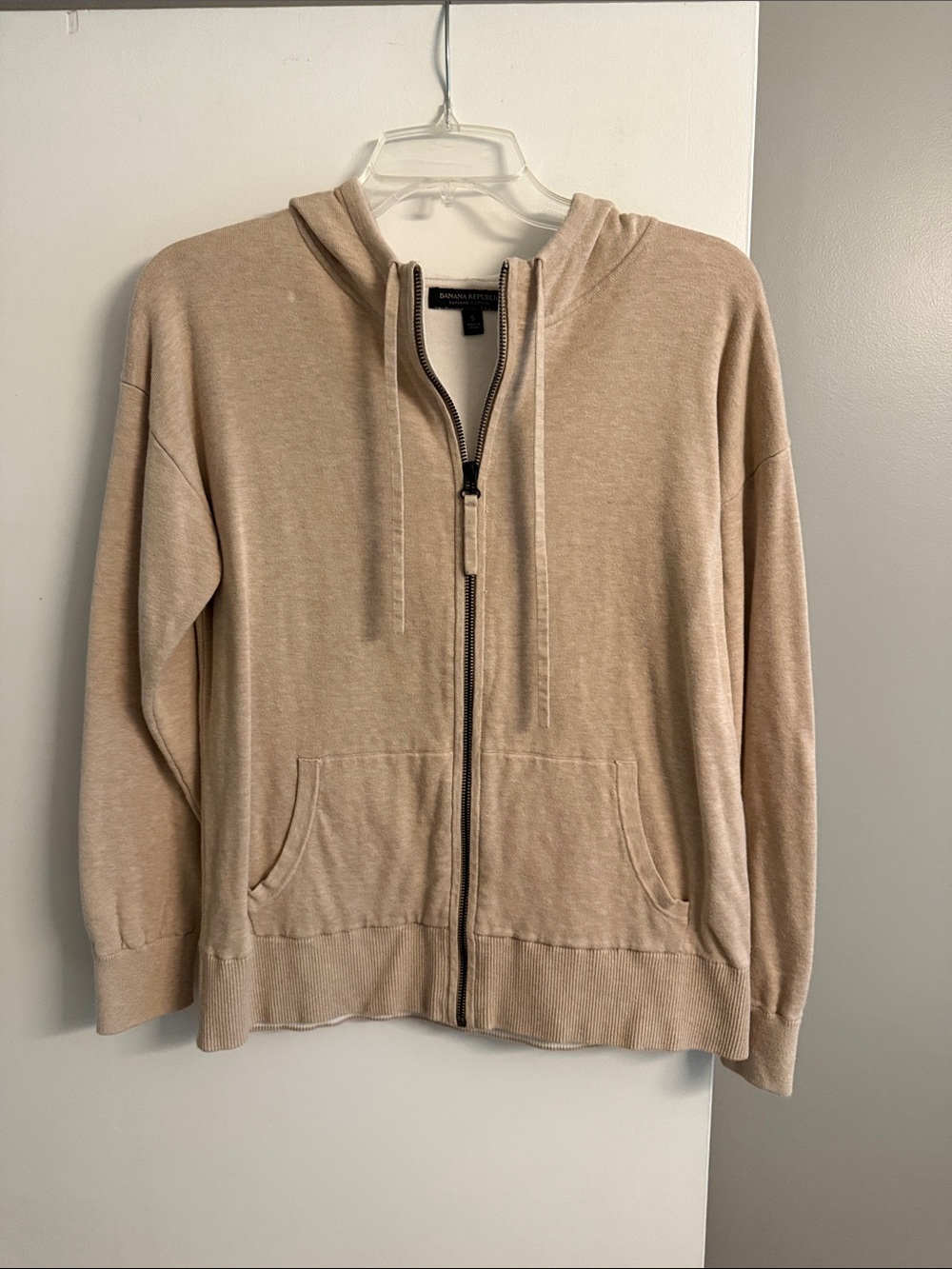 Banana Republic women’s  Light Beige Zip-Up Hoodie Sweater